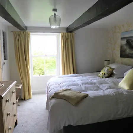 The Burrows Bed And Breakfast-3